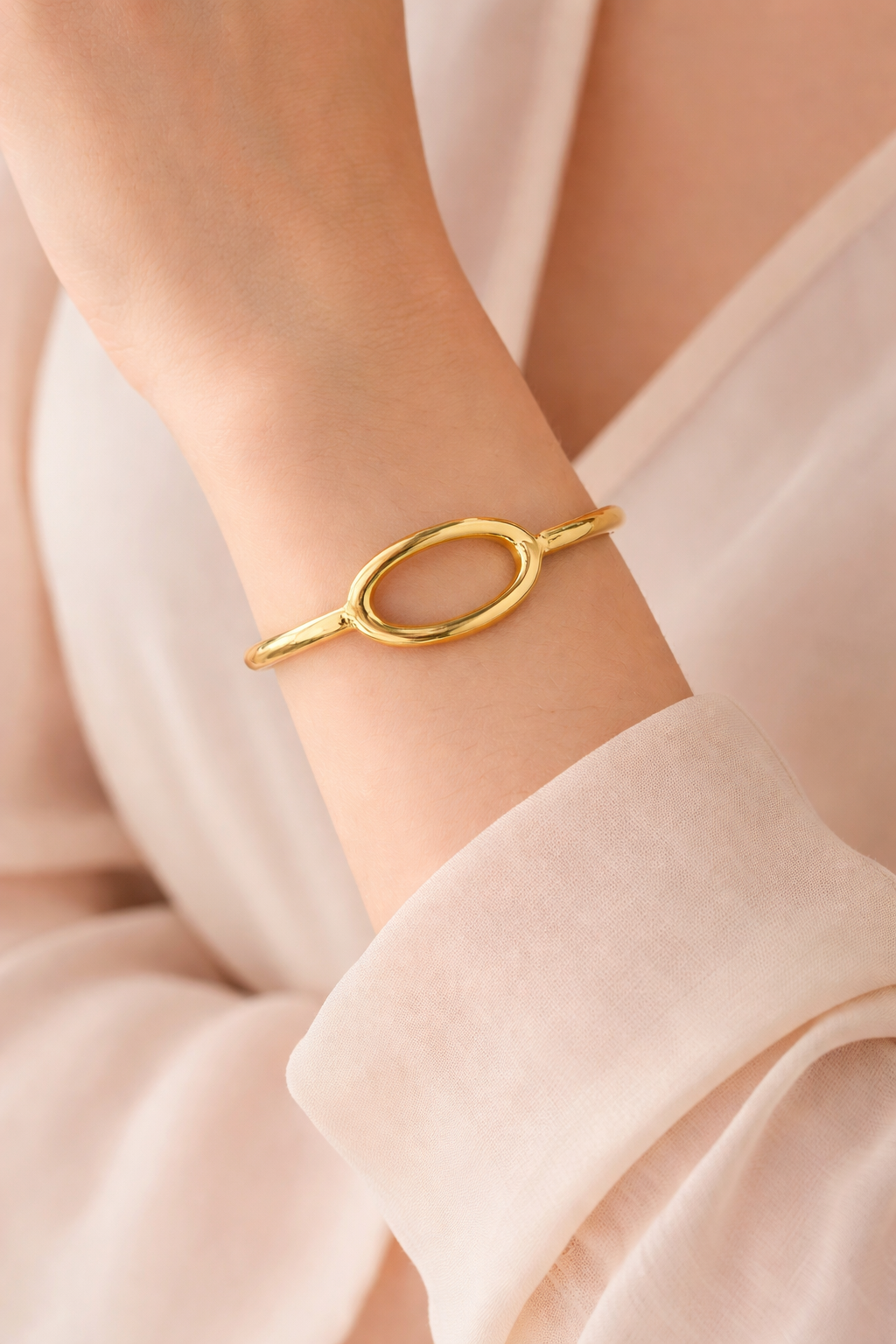 Noa Orbit Bracelet