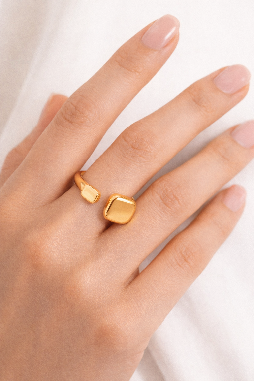 The Isla Form Ring
