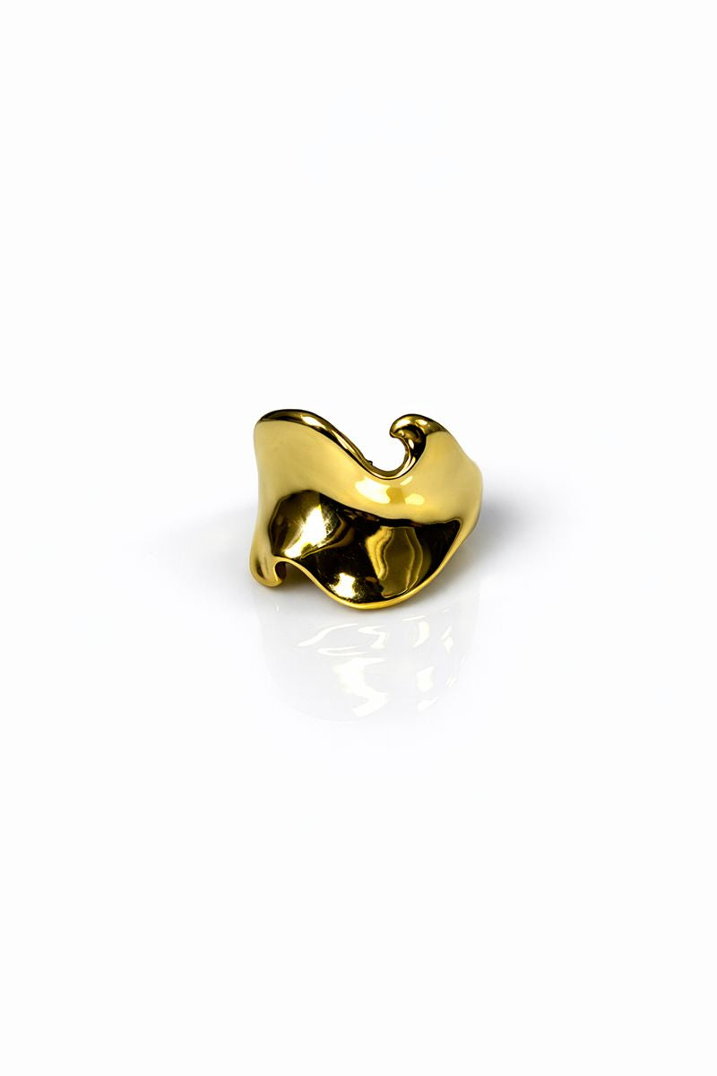 Liquid Form Statement Ring — 18K Gold