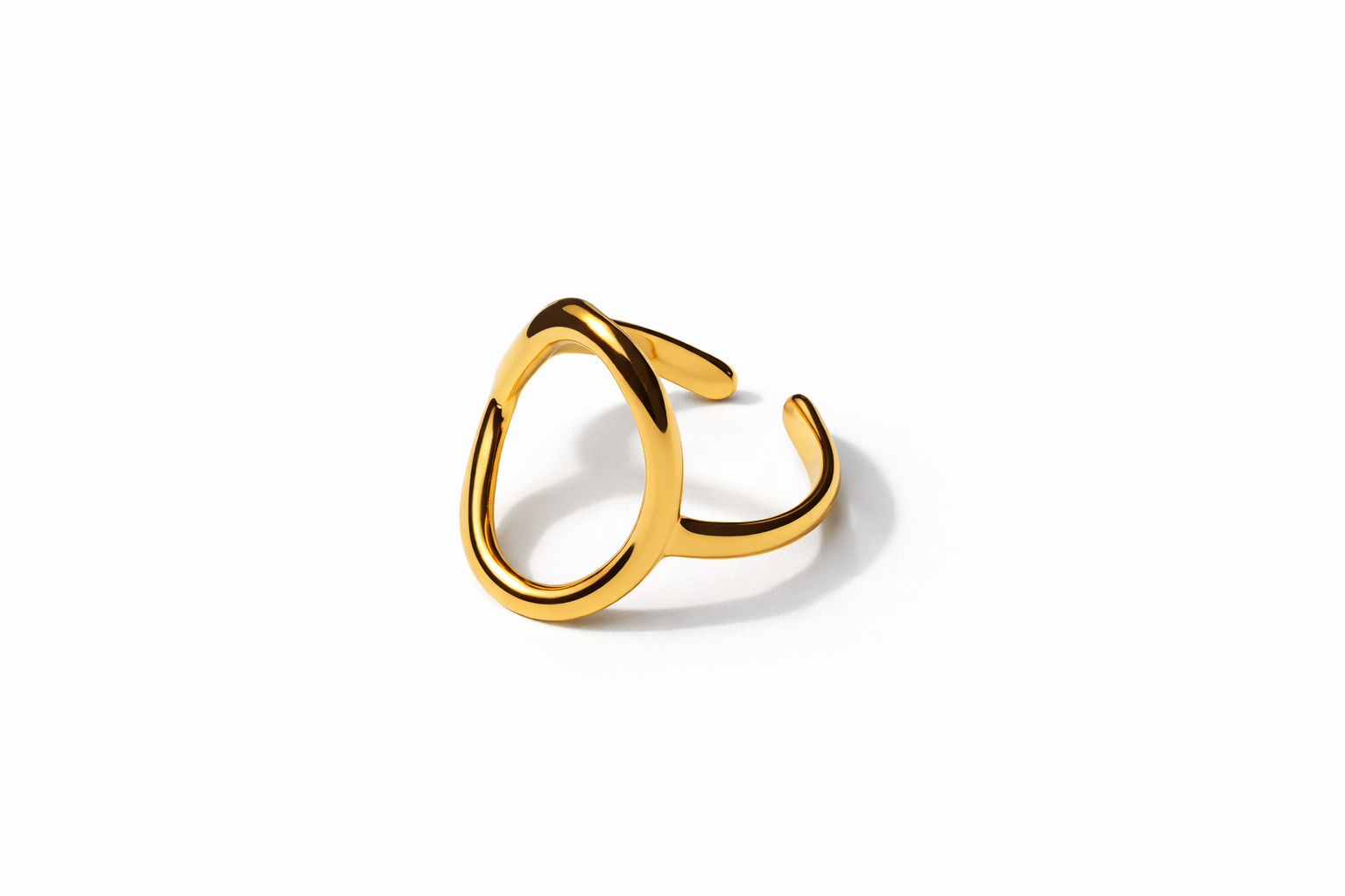 The Elowen Loop Ring