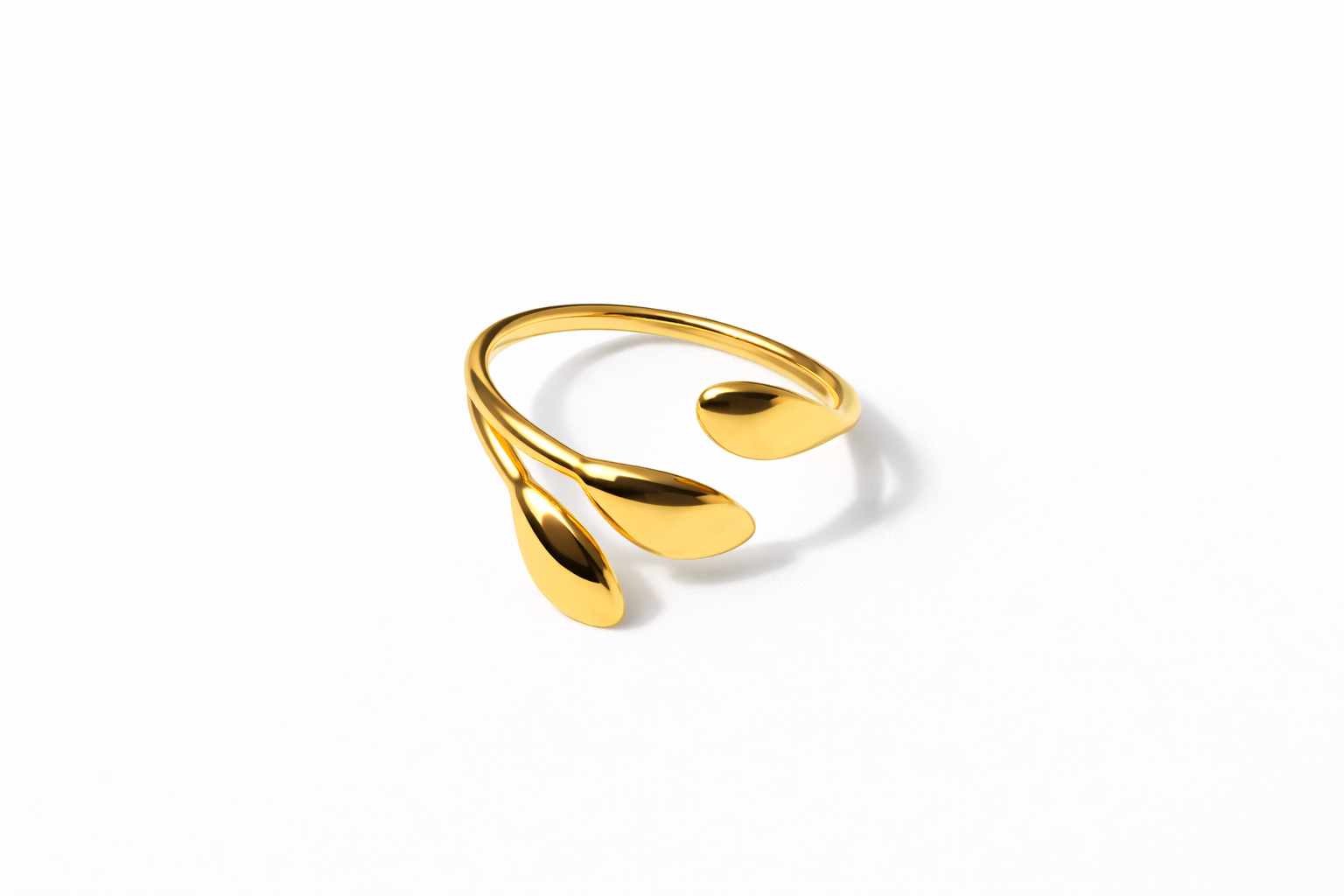 Sylva Leaf Ring